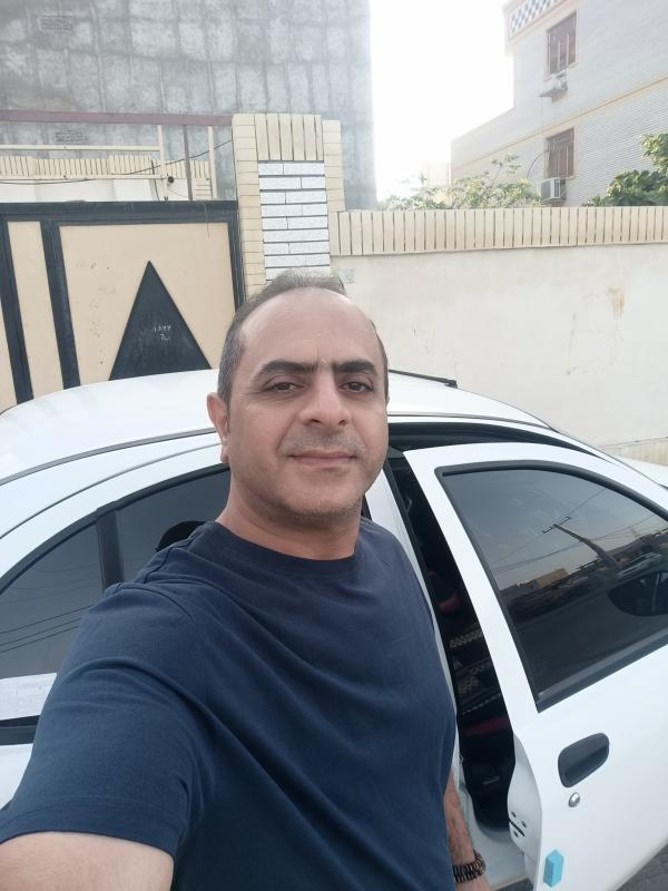 تصویر پروفایل علی