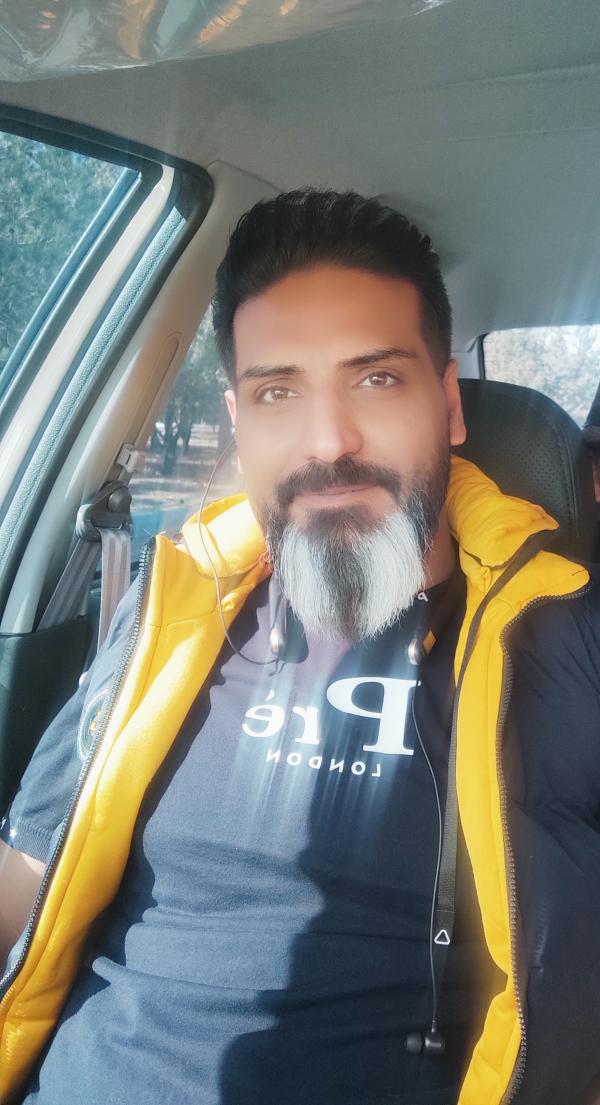 تصویر پروفایل بردیا در سایت همسریابی آغاز نو تصویر پروفایل بردیا