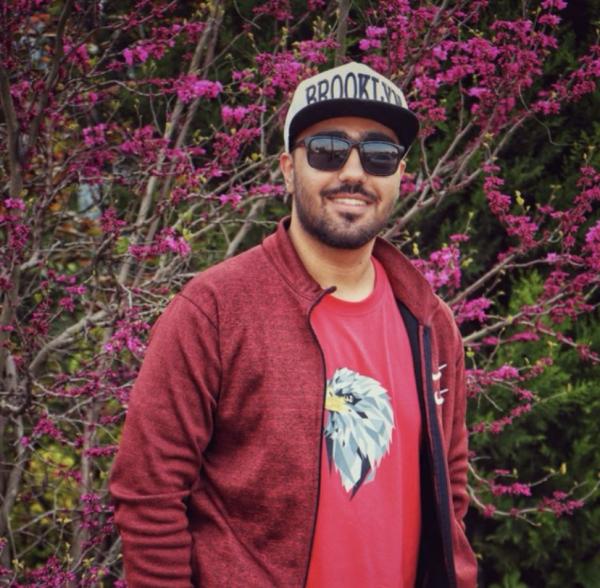 تصویر پروفایل علی