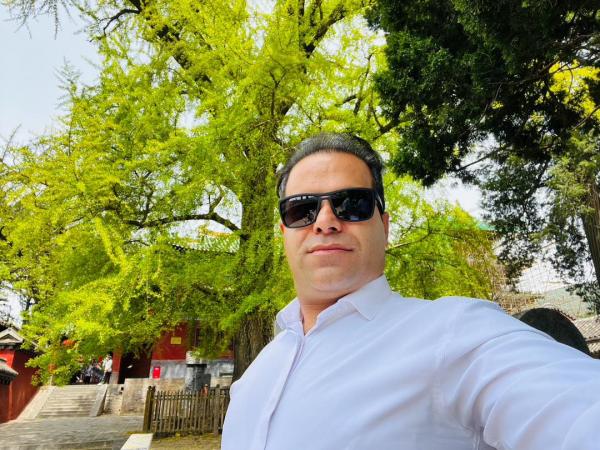 تصویر پروفایل سیدعلی