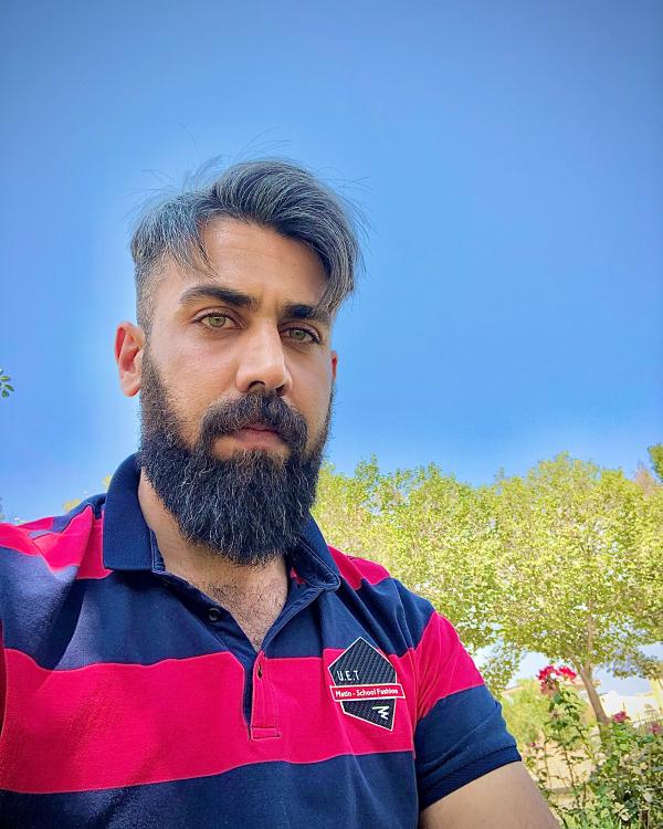 تصویر پروفایل فرزاد