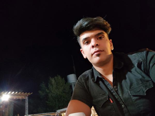 تصویر پروفایل رضا