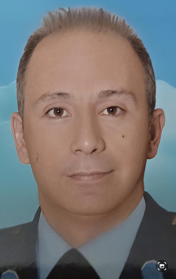 تصویر پروفایل علی