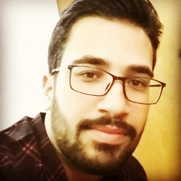 تصویر پروفایل علی