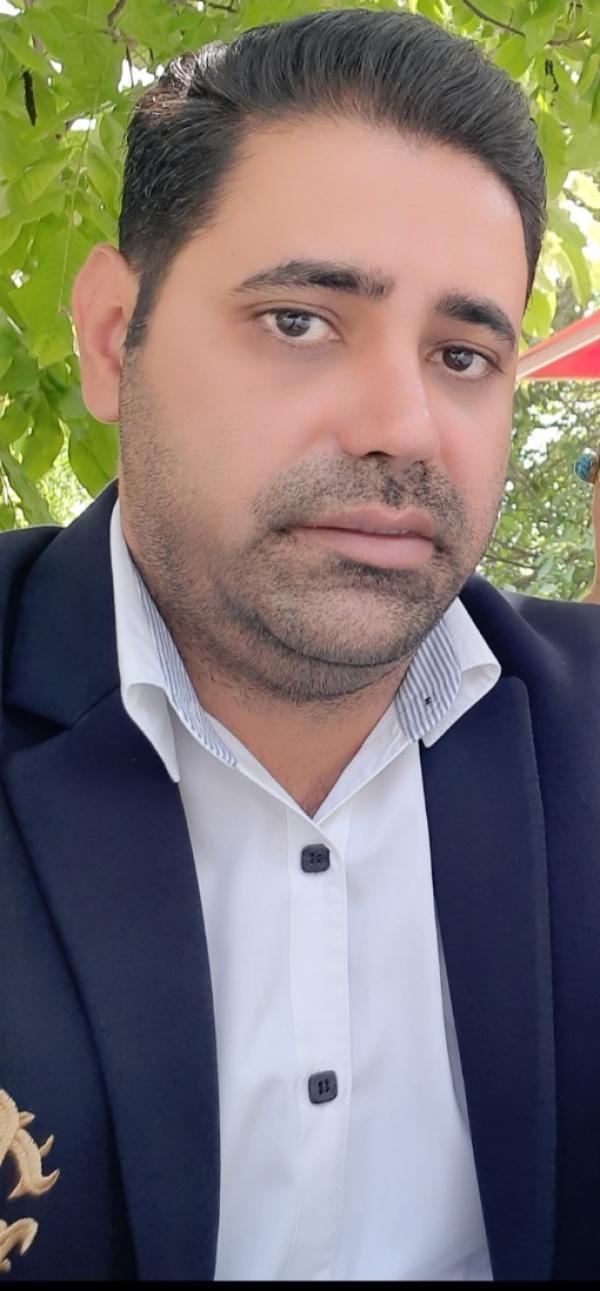 تصویر پروفایل امیر