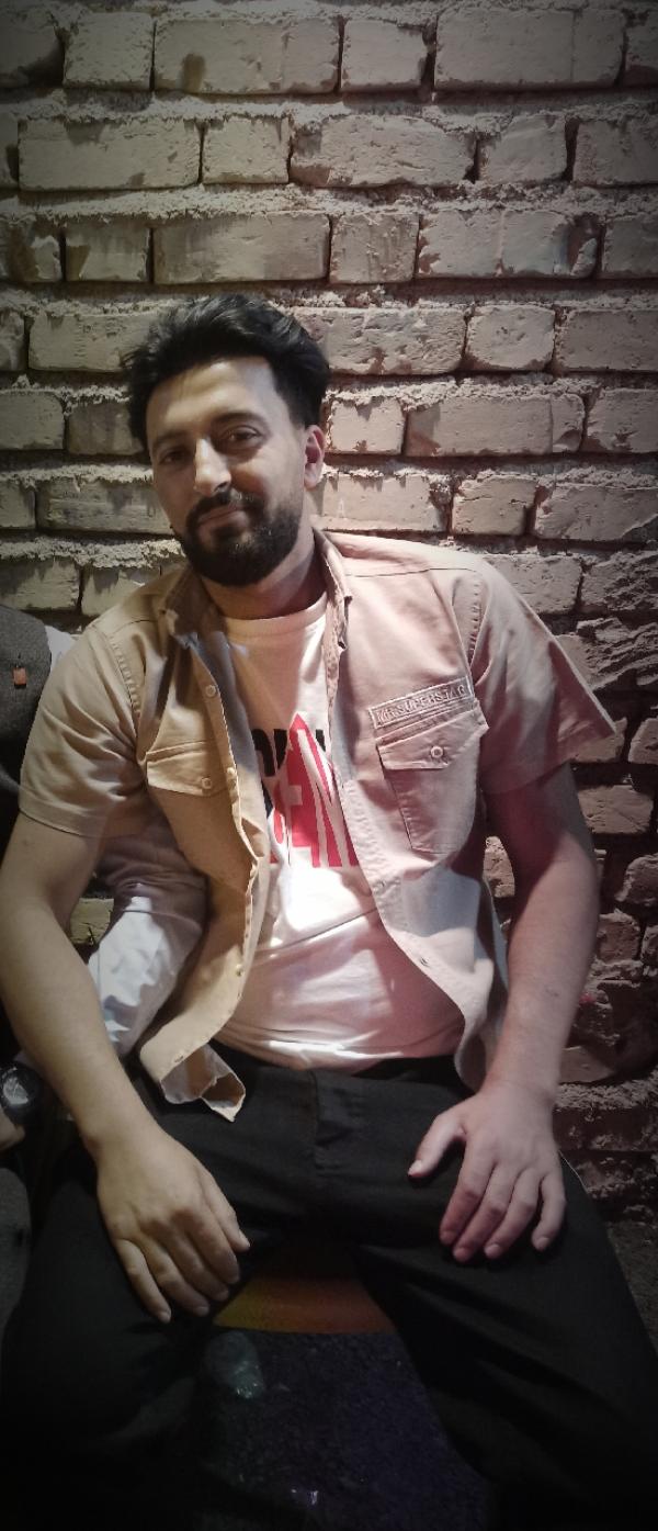 تصویر پروفایل فرهاد در سایت همسریابی آغاز نو تصویر پروفایل فرهاد