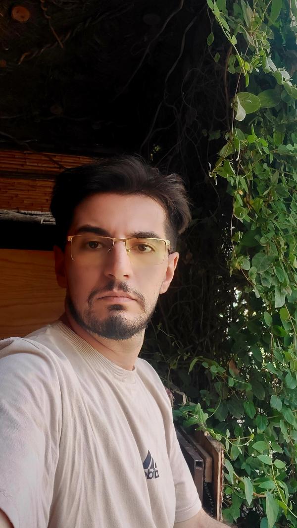 تصویر پروفایل علی در سایت همسریابی آغاز نو تصویر پروفایل علی