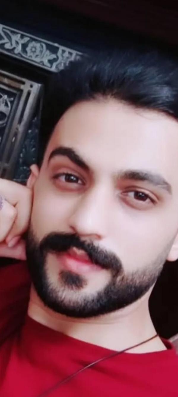 تصویر پروفایل امیر حسین