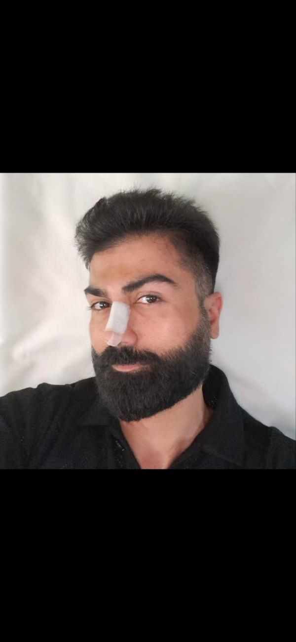 تصویر پروفایل علی