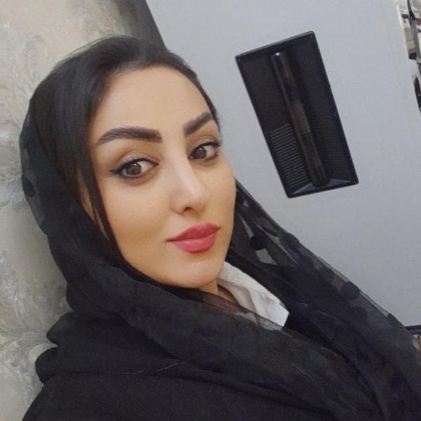 تصویر پروفایل مهتاب