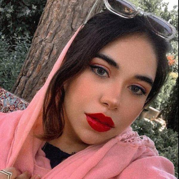 تصویر پروفایل شقایق در سایت همسریابی آغاز نو تصویر پروفایل شقایق