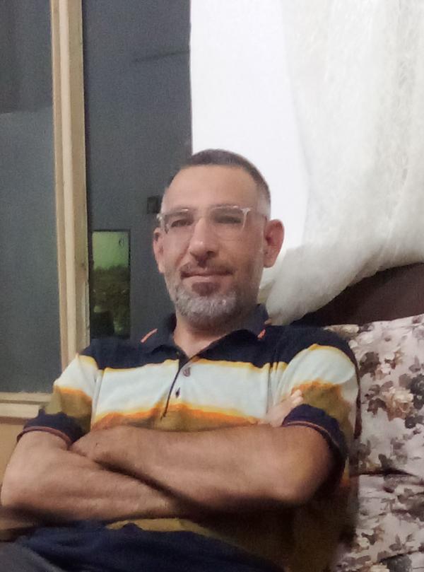 تصویر پروفایل علی