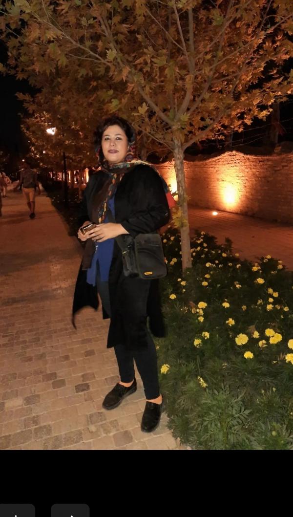 تصویر پروفایل نسترن