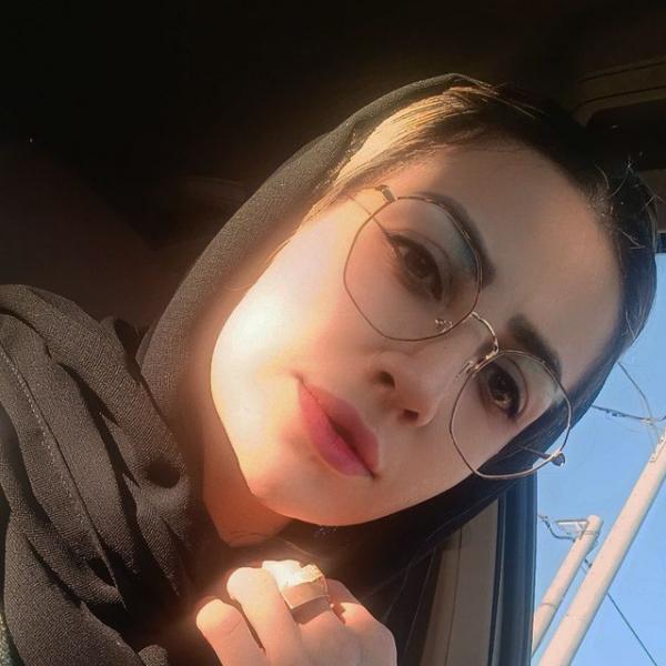تصویر پروفایل زهرا