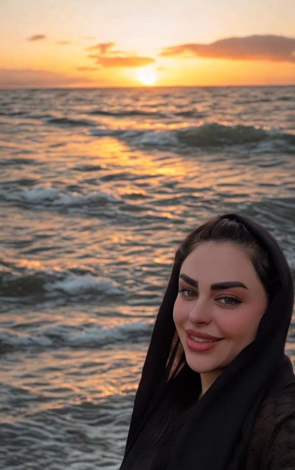 تصویر پروفایل پریا