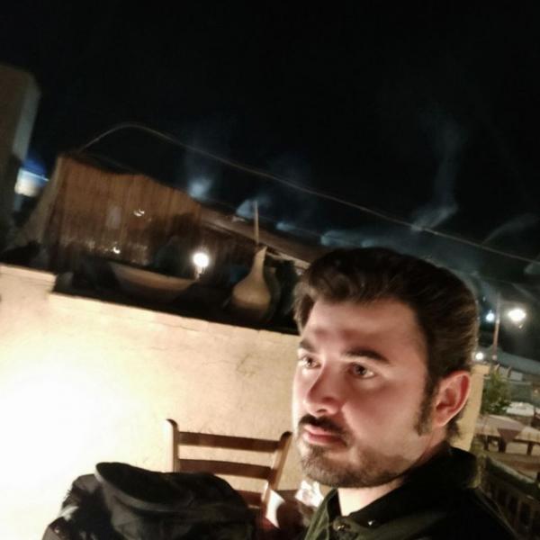 تصویر پروفایل فرهاد