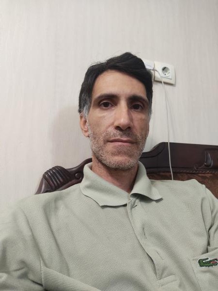تصویر پروفایل علی