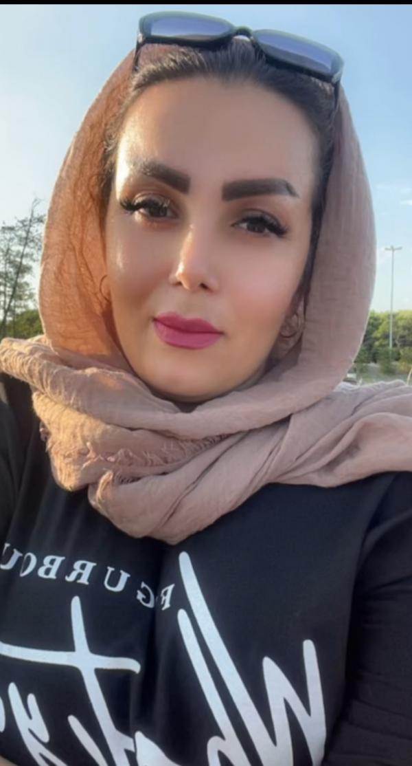 تصویر پروفایل پریا