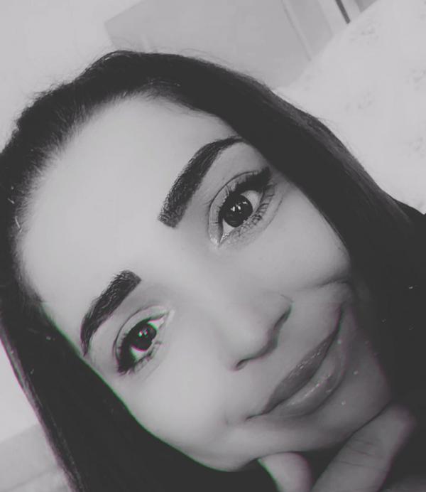 تصویر پروفایل زهرا