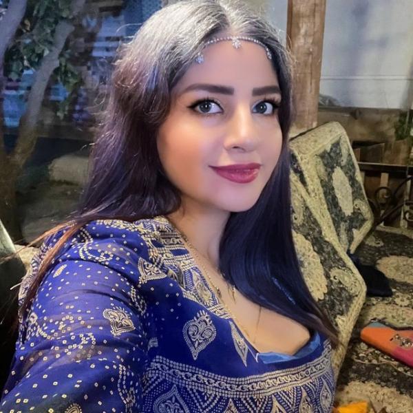 تصویر پروفایل تینا
