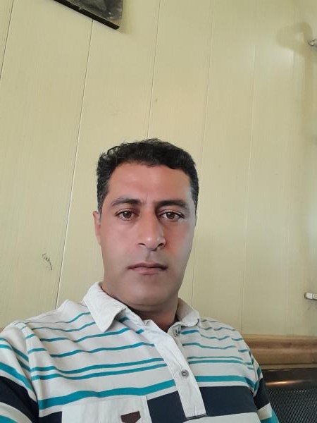 تصویر پروفایل خلیل