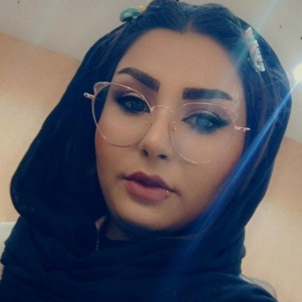 تصویر پروفایل زینب