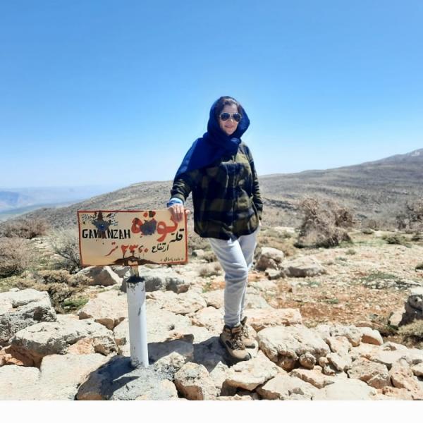 تصویر پروفایل نسترن